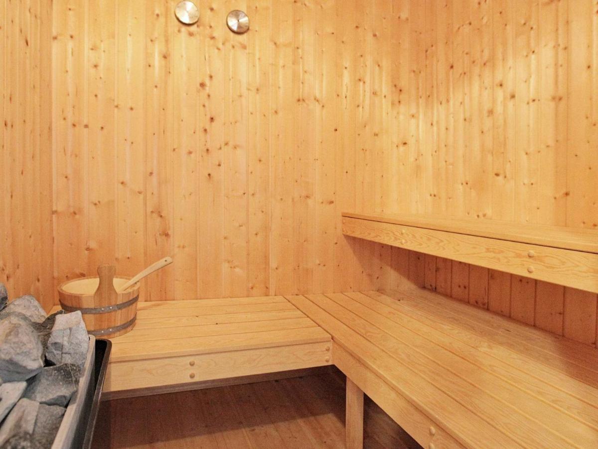 12 Person Holiday Home In Otterndorf Esterno foto